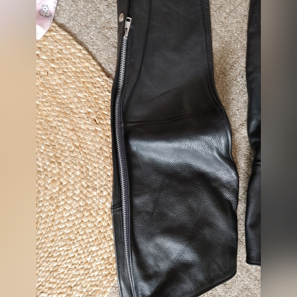 Xpert leather motorcycle chaps size medium NWT - Picture 3 of 11